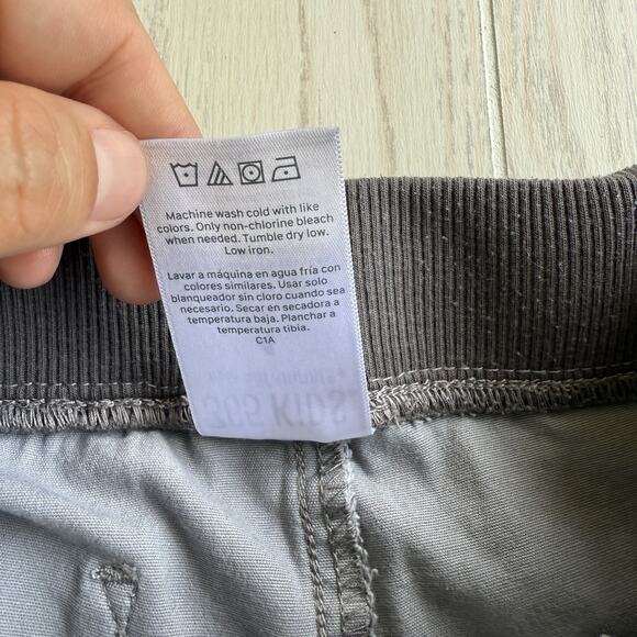 365 Kids from Garanimals Gray Stretch Elastic Waist Pull On Shorts – Size 4 - Picture 4 of 4